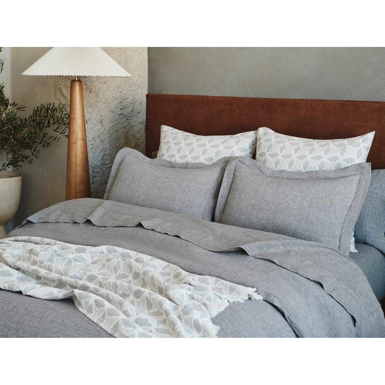 Coyuchi Organic Relaxed Linen Sham, Slate Chambray, King