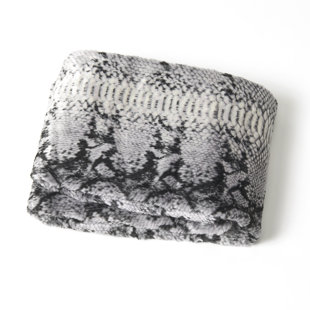 Knitted Throw Blanket
