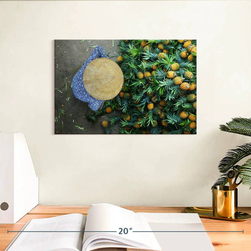 Yarlin Pineapple Seller, 8" H x 12" W