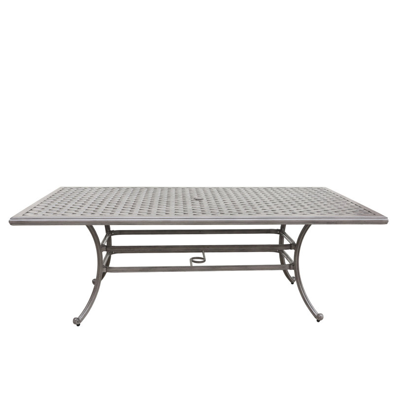 Table de salle à manger extérieure en aluminium 46 po x 86 po avec trou pour parasol - sièges spacieux pour