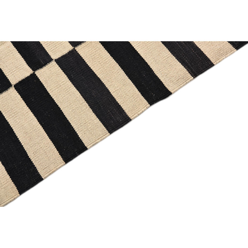 Tapis noir et blanc Noor