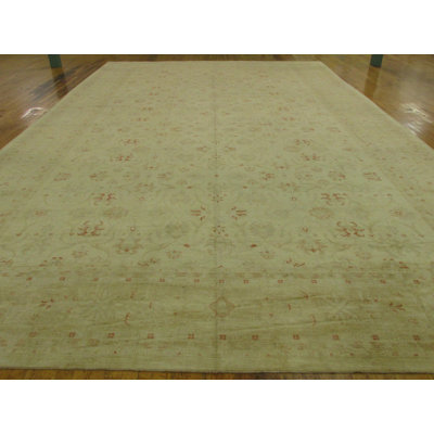 Huntingdon One-of-a-Kind 17'11" X 28'6" New Age Wool Area Rug in Cream