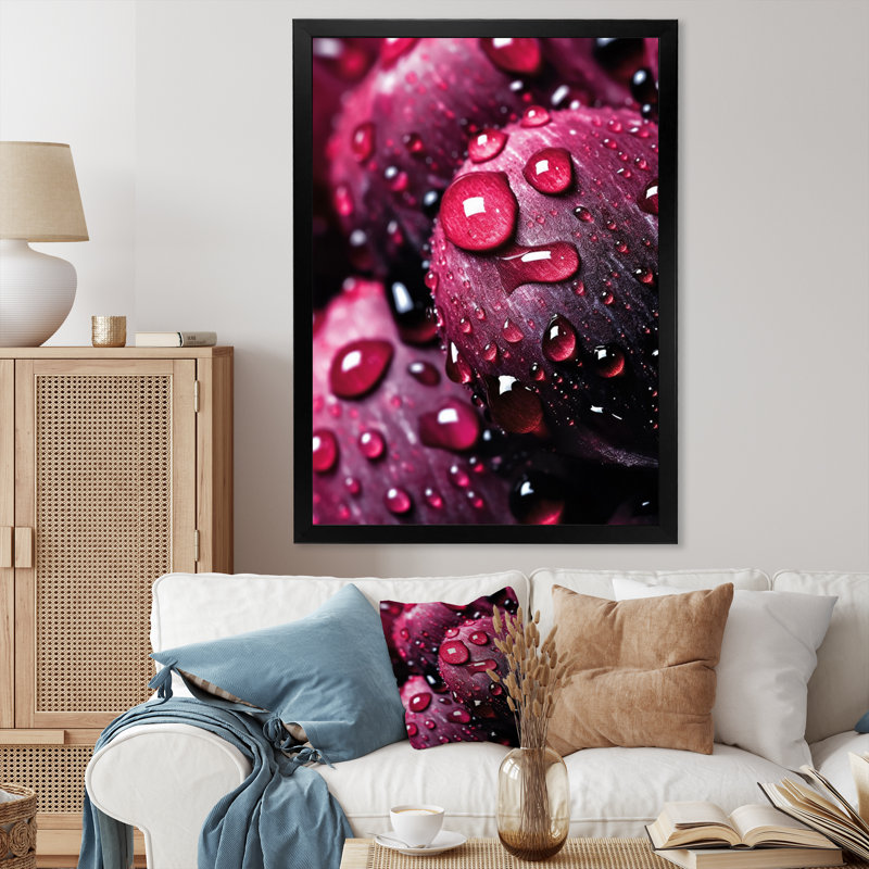 Rose rouge avec des gouttes de pluie sur toile, Cadre photo noir, H 30 po x l 40 po x P 1,5 po