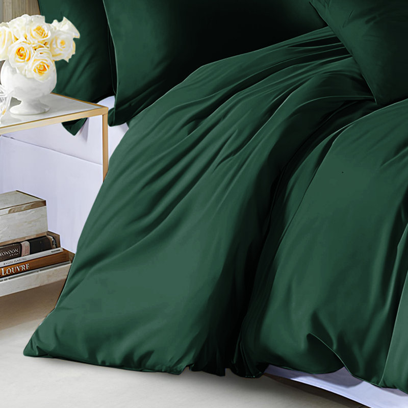 Marnisha Microfiber / Polyester Solid Colour Duvet Cover Set with Pillowcases, Emerald
