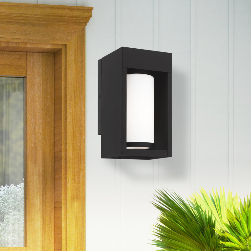 Plafonnier encastré d'extérieur Saramarie, H 9,25 po x l 4,875 po x P 5,25 po, Noir