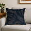 Coussin décoratif à carreaux brun intérieur et extérieur-115218549-115218621