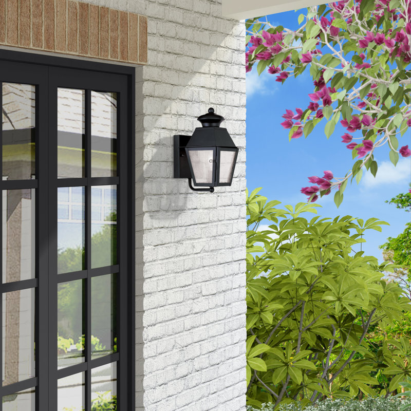 Arnetria Wall Light, Black