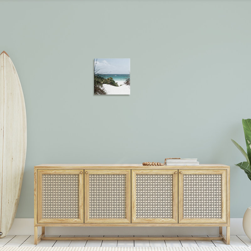 "Clear Beach Scenery" par Noah Bay sur toile, H 17 po x l 17 po