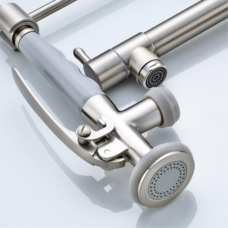 Robinet de cuisine commercial de style contemporain - Robinet rétractable et remplisseur de pot, poignée simple, finition nickel brossé avec nickel, corps en céramique, fabrication robuste