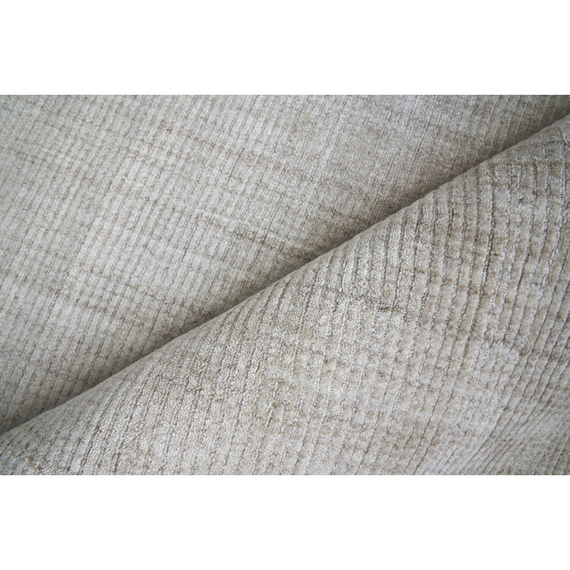 Robin Wool and Viscose Indoor Rug, Rectangle 2' x 3'