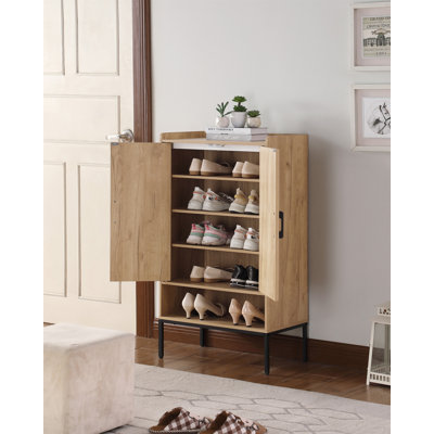 Range-chaussures avec portes en rotin