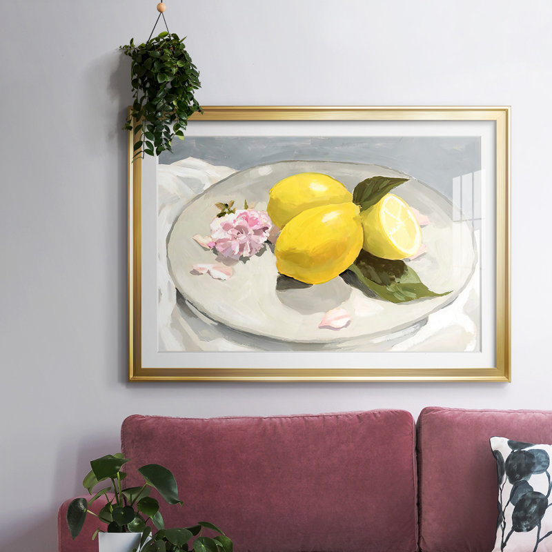Lemons On A Plate II, reproduction d'art encadrée, Or, H 30 po x l 44 po x P 1,5 po