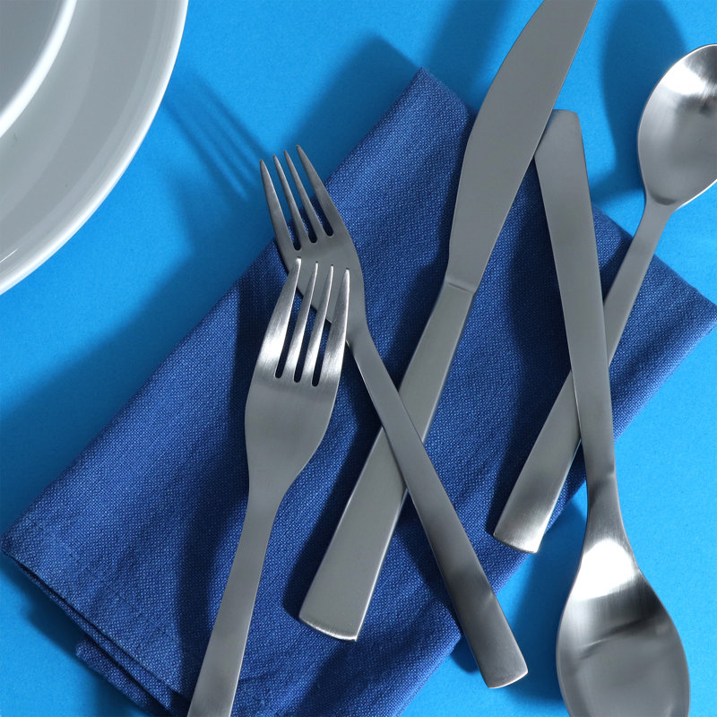 Carry On 20 Piece Flatware Set, Service for 4