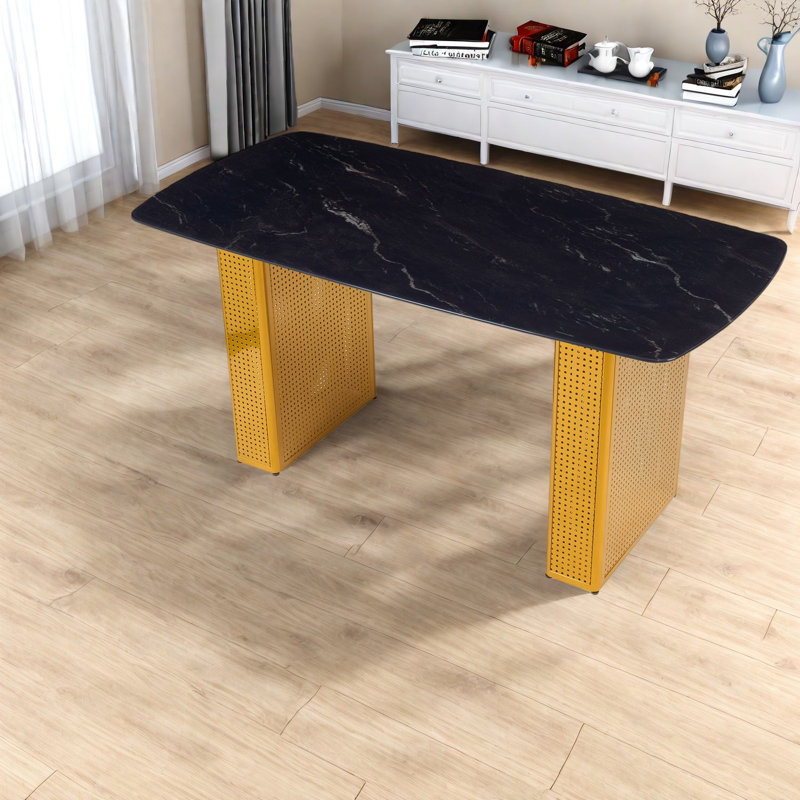 Table de salle à manger moderne noire et dorée avec plateau en verre pour la maison