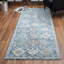 Tapis bleu Noble-675225824