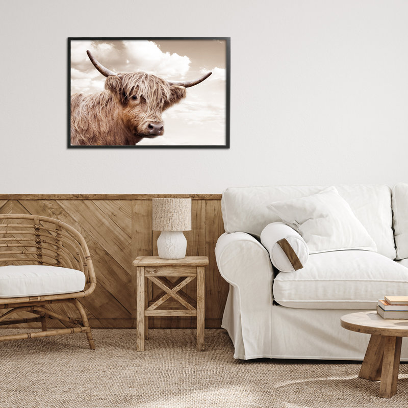 «Shaggy Highland Cow & Clouds», estampe numérique, conception par CAD Designs, H 16 po x l 24 po