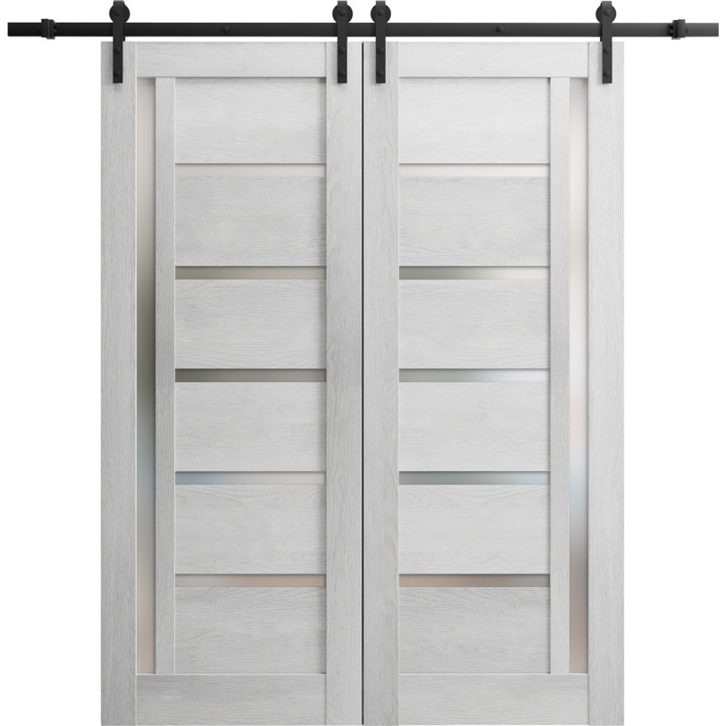 Porte de grange en bois lambrissé sans trousse de quincaillerie d’installation, 56 po x 80 po, Gris clair