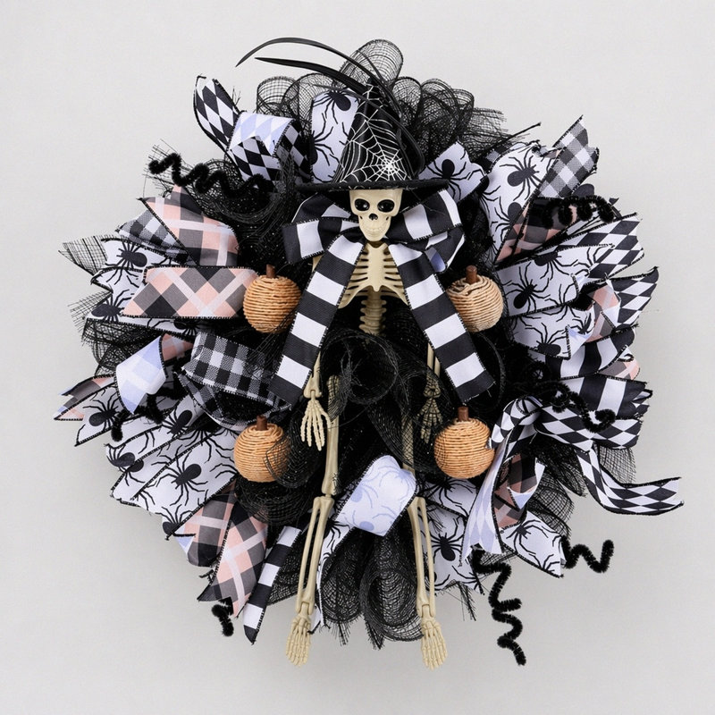 Couronne squelette d'Halloween 15,75 pouces avec ruban à carreaux et filet araignée pour décor de porte d'entrée