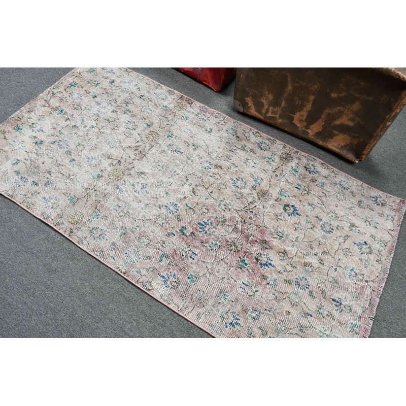 Tapis turc rétro tissé à la main avec des motifs floraux antiques pour un espace élégant dans votre maison