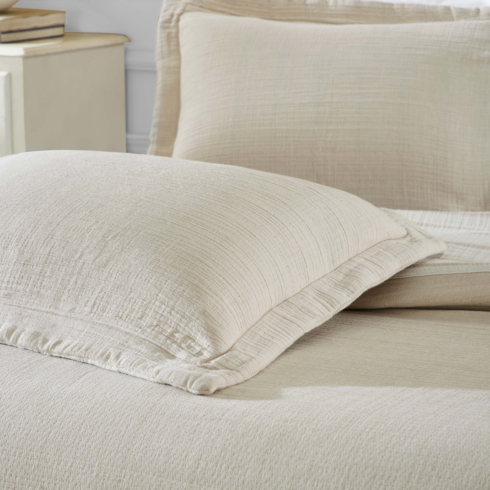 Reversible Matelasse Bedspread Set, Full Bedspread + 2 Standard Shams, Beige Striped