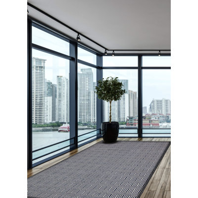 Kilim bleu marine Botsford 4 pi 11 po x 8 pi 1 po
