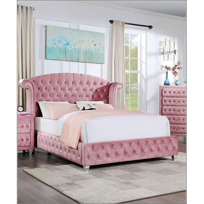 Pink Flannelette Upholstered Queen Size Bed