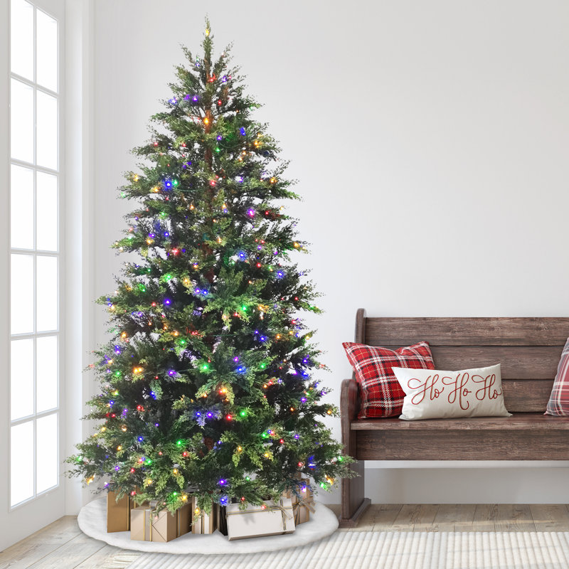 Arbre de Noël cèdre 7,5 pi pré-éclairé