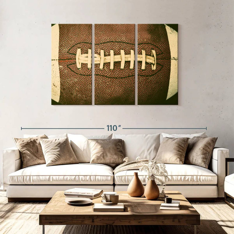 Vieux football américain Sireci, H 48 po x l 74 po