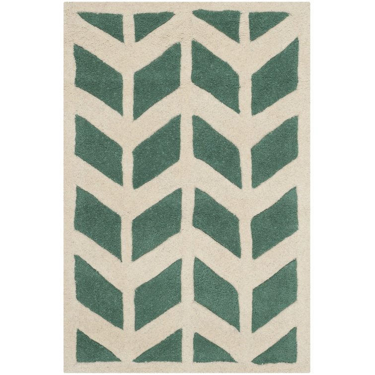 Deedie Hand Tufted Wool Chevron Rug