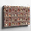 La toile crée un design de tissu richement texturé mettant en vedette un collage d'art mural aux motifs architecturaux indiens complexes, y compris un art mural sur toile arquée-1374362235