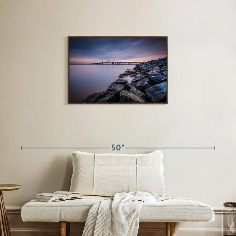 Soirée Chesapeake Bay Bridge, Cadre flottant noyer, 31 po x 21 po