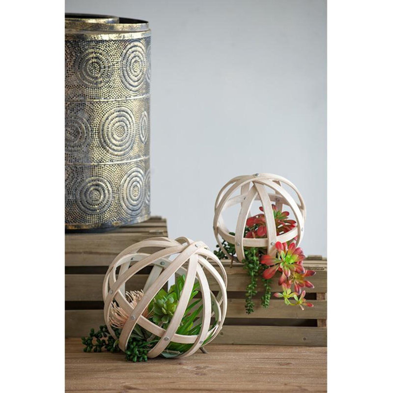 Sculpture boule d'avocat