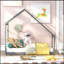 Lit maison en bois-765677943-765677942