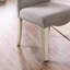 Ensemble de 2 chaises d'appoint de style transitionnel avec cadre blanc et cadre gris