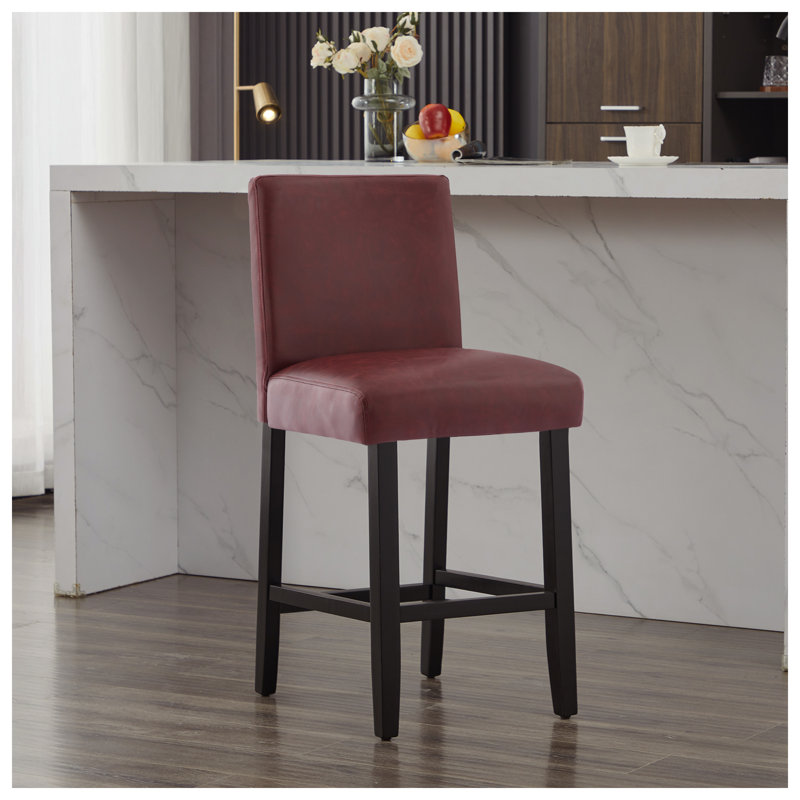 Tabouret de comptoir rembourré de 26 po avec structure en bois massif, 2, Rouge / similicuir
