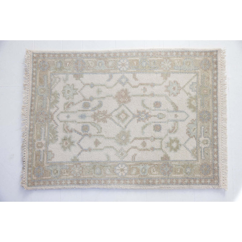 Pearl Hand Knotted Wool Geometric Area Rug, Rectangle 2' x 3'