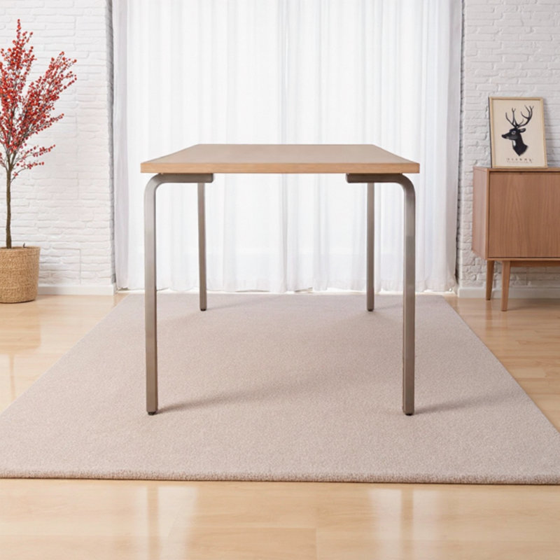 Bureau simple de couleur bois