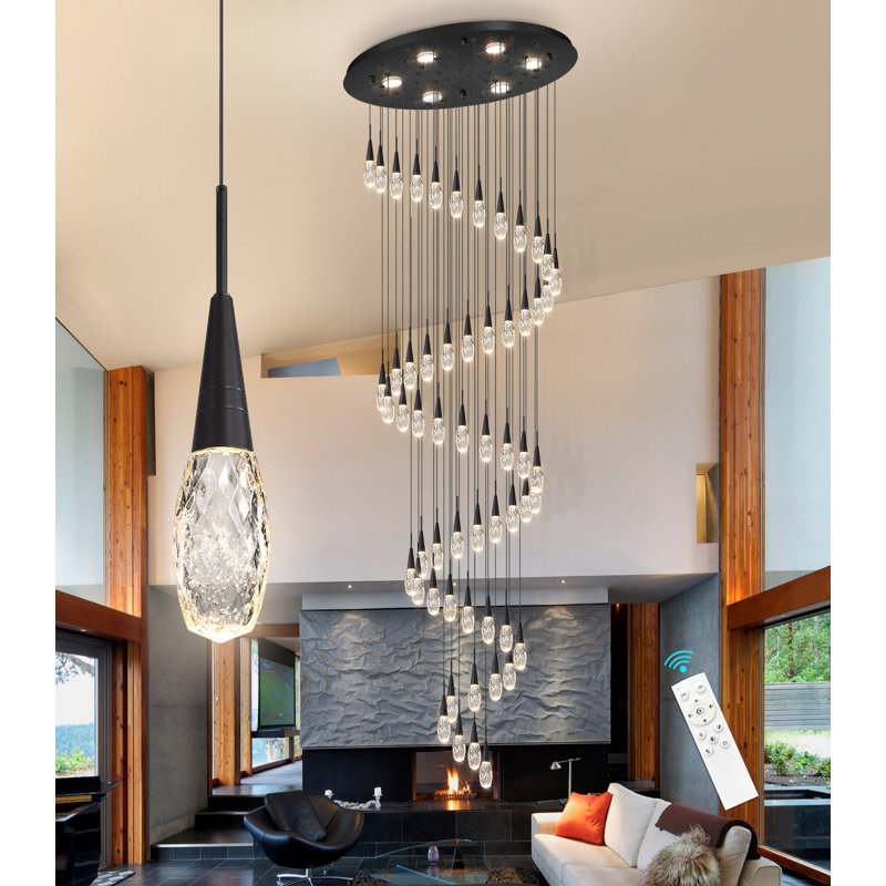 Très grand lustre très grand, 240" H X 32" W X 32" D, Noir mat