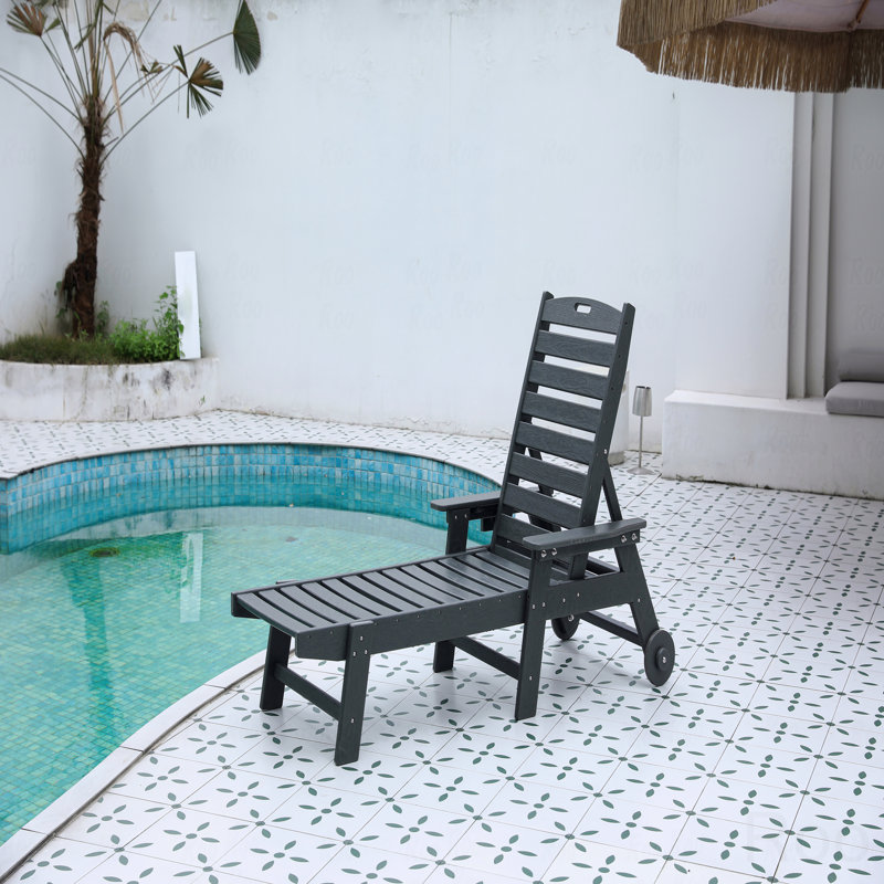 Outdoor Patio Lounge Chair, With Wood Texture, Oversized Chaise Lounge Chair With 5 Positions, HDPE, With Wheels And Cup Holder