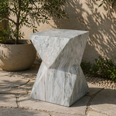 Table d'appoint géométrique en forme de sablier 18,5 "de haut H 18,5" avec finition en faux marbre