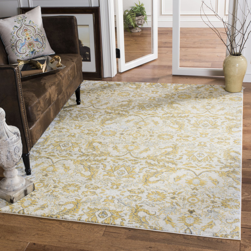 Tapis ivoire et doré damassé Adie, Rectangle de 5 pi 3 po x 7 pi 6 po