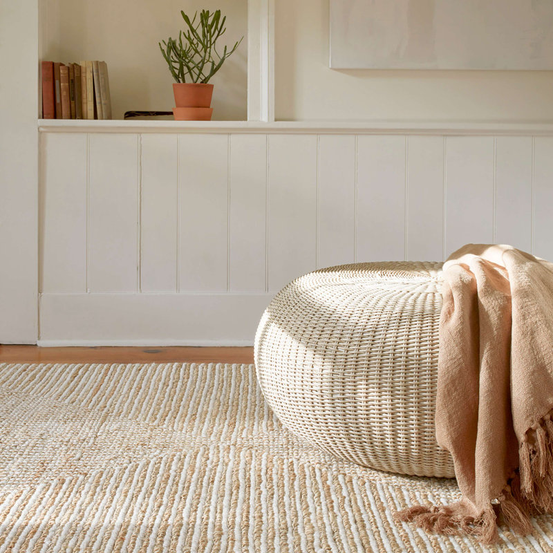 Kelan Ivory Handwoven Jute Rug, Runner 2'6" x 8'