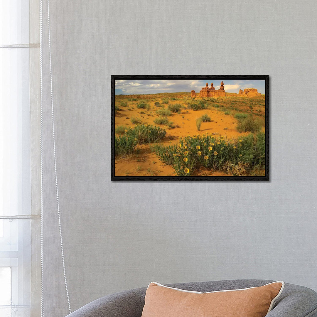 The Three Judges, Goblin Valley State Park, Utah von Tim Fitzharris - Galerie-verpackte Leinwand Giclée auf Leinwand