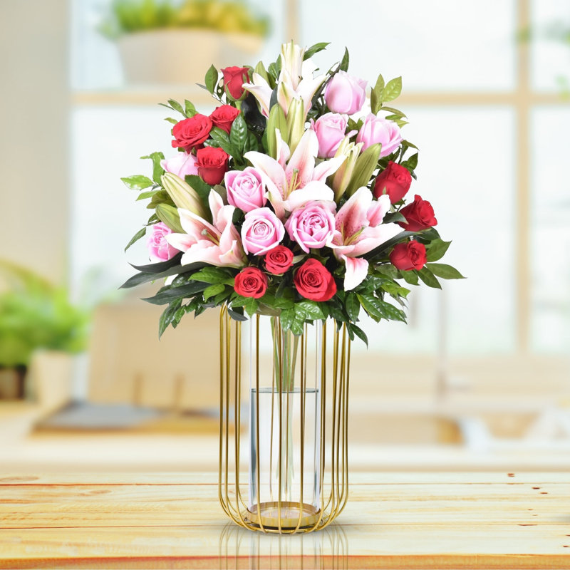 Benvinda Handmade Table Vase, 10.5" H x 6" W x 6" D