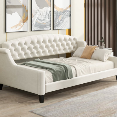 Lit de jour simple de luxe moderne beige, cadre, conception multifonctionnelle pour le salon avec capitonnage à boutons, lattes de bois, décoration sans sommier requis
