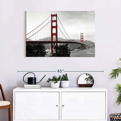 Pont du Golden Gate rouge vif