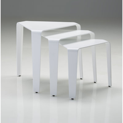 Aruba Nesting Tables