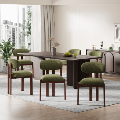 Chaise rembourrée en bois massif avec dossier ergonomique rembourré