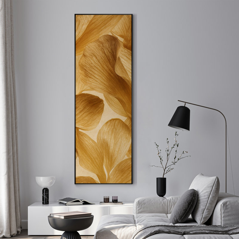 Très grand imprimé abstrait de pétales dorés - chaleureuse décoration d'inspiration botanique moderne pour le salon ou la chambre à coucher, assemblage de cadre requis