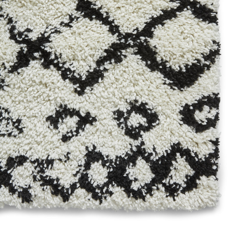 Machine Woven White/Black Rug, Rectangle 80 x 150cm